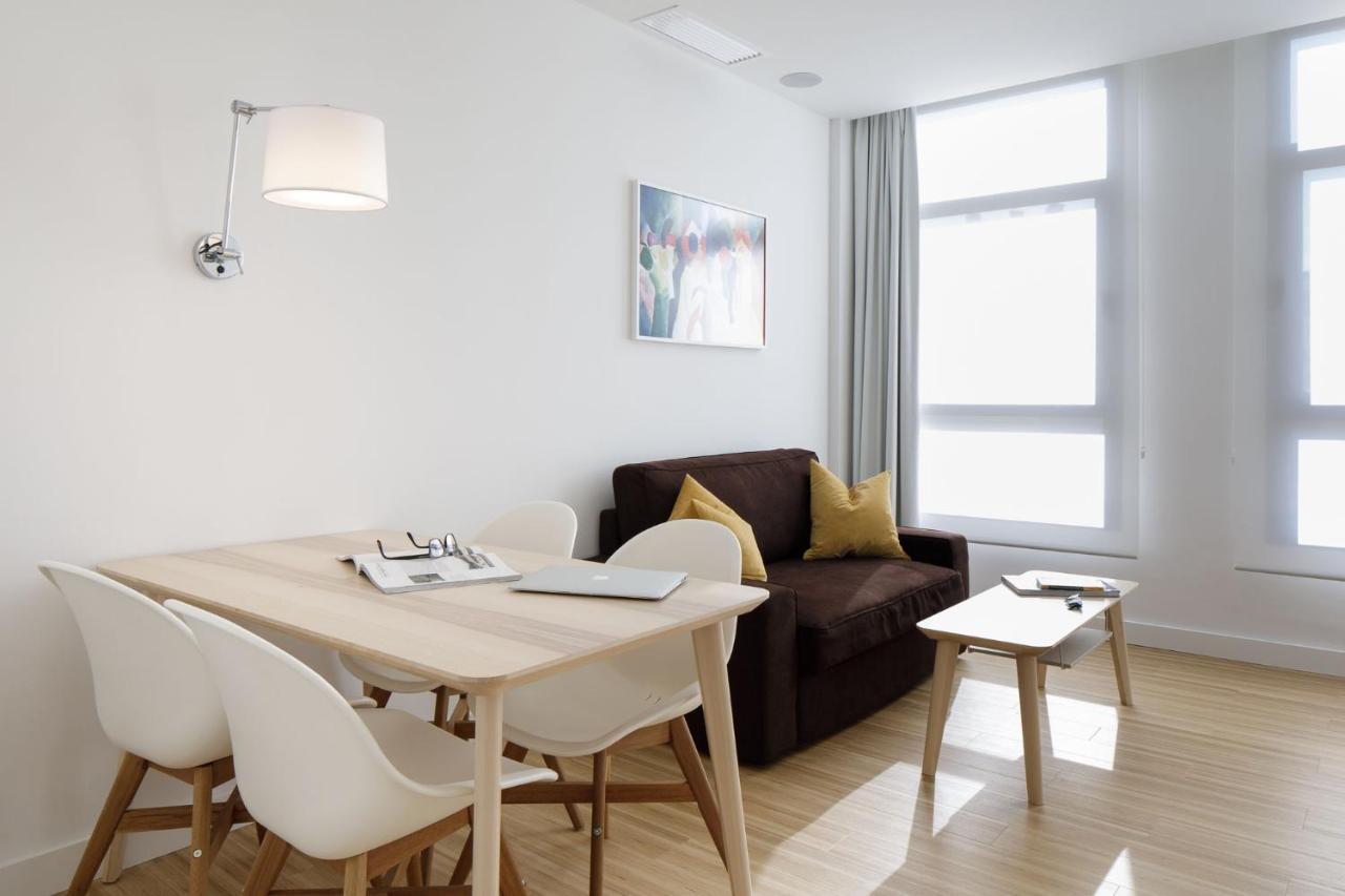 Mush Room Apartamentos Séville Extérieur photo